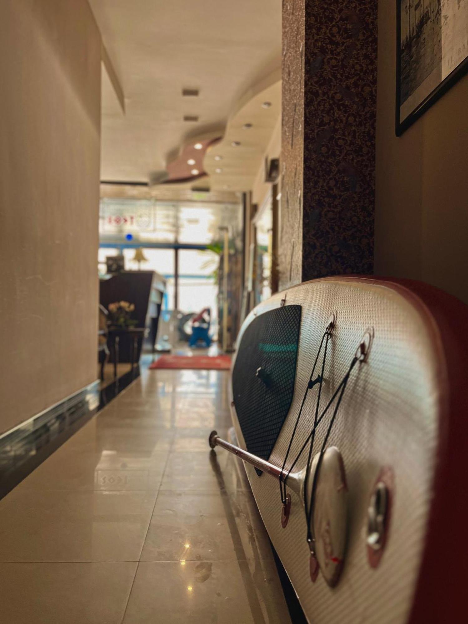 Family Hotel Teos Китен Экстерьер фото